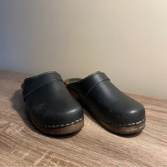 Lotta From Stockholm Black Leather Clogs - Picture 4 of 4